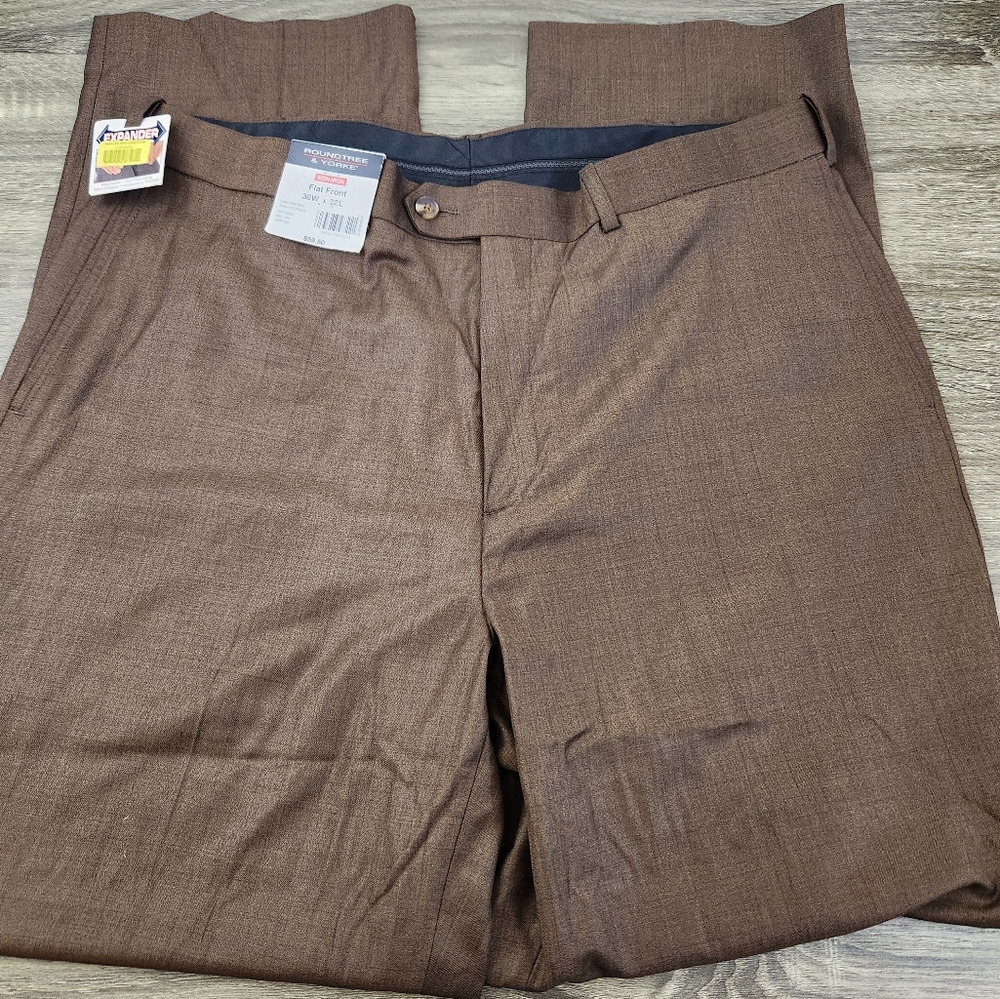 Roundtree & Yorke Dress Pants Men's 38x32 Brown Non-Iron Flat Front Stretch NEW